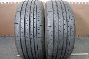 良好　2021年製　ヨコハマ　ブルーアース　RV02　215/50R17　バリ溝95%　2本　室内保管　