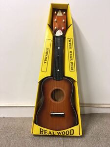 N 2F】WOODEN FORK GUITAR 木製 フォークギター 本体 小型 小さめ 小振り 子供用？ 弦楽器 楽器 調節可能 インテリア オブジェ 置物 現状