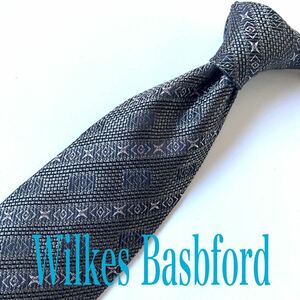 ネクタイ　Wilkes Basbford SILK 日本製　幾何学模様　深緑　細身　個性的　ビジネス　　シンプル　シック　紳士的　即決