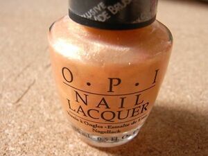 限定廃盤●新品●OPI●　D20　 Peach-A-Boo　　●Retro Fun In The Sun コレクション　　　　匿名発送