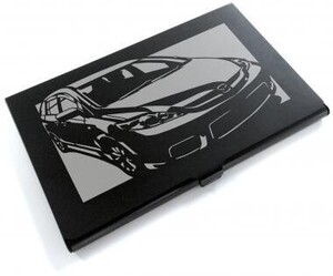 ブラックアルマイト「マツダ(MAZDA) プレマシー」切り絵デザインのカードケース[CC-091]