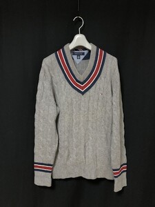 ◆TOMMY HILFIGER トミーヒルフィガー チルデンニット　Vネック ケーブル編み ニット セーター M