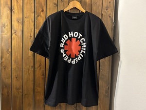 新品★レッド・ホット・チリ・ペッパーズ　プリントTシャツ【XL】★レッチリ/アンソニー/ファンク/ロックバンド/RHCP