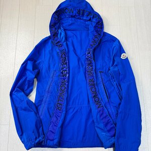 美品/4 XL-XXL相当★モンクレール/MONCLER ロゴテープ ナイロンパーカー フーデット ジャケット ブルゾン 艶光沢 防水撥水 メンズ 青