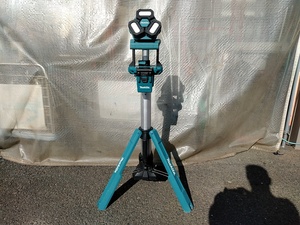 中古品 マキタ makita 14.4V/18V 充電式 LED タワーライト ML814 本体のみ