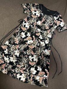 【4,900円スタート】NO337☆インゲボルグ お花柄が素敵なワンピース　黒系