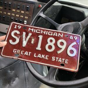 即決価格 60s ヴィンテージ ナンバープレート MICHIGAN 1896 / アメリカンフェンス ジャンク ガレージ ロードサイン オイル缶 アメ車 看板