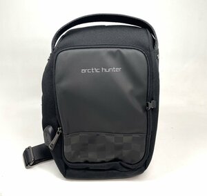 arctic hunter　アーティックハンター　ショルダーバッグ　ボディバッグ　黒　メッセンジャーバッグ　USBケーブル付き