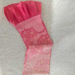 未使用保管品　正絹　絞り帯揚げ　　柔らかなピンク　　幅２０ｃｍ　　長さ１２０ｃｍ　　金糸　　