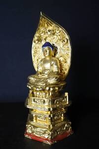 未使用保管品　総金箔　粉　座釈迦　六角　並京　木製　2.5寸　仏具（200510A1-3）4142　M