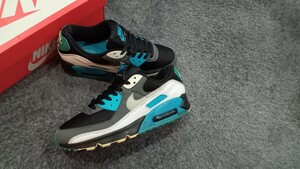 K25【特価/Used/完売モデル】NIKE AIR MAX 90 BLACK/NEUTRAL GREY-DARK GREY/Jordan sb force atmos AIRMAX dunk acg supreme 1 2 4 95 97