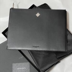 新品 ジャスティン デイビス ELITL LEATHER TABLET CASE レザータブレットケース クラッチバッグ 定価63,800円 JUSTIN DAVIS iPad かばん