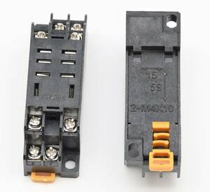 ☆新品☆ PTF08A 19個セット リレーソケット 共用ソケット オムロンPTF08A互換品 LY2等　 