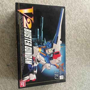 機動戦士ガンダム V2ガンダム　プラモデル 未組立 中古現状　