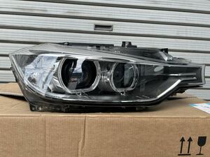 純正品　BMW F30 3シリーズ　右ヘッドランプ 63117338700 ヘッドライト