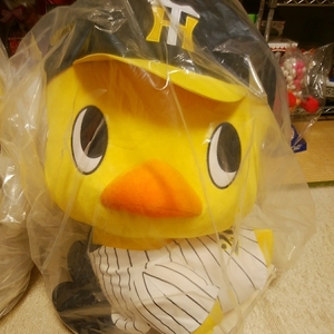 即決! 当選品 日清　阪神タイガースひよこ　ぬいぐるみ(ジャンボ)