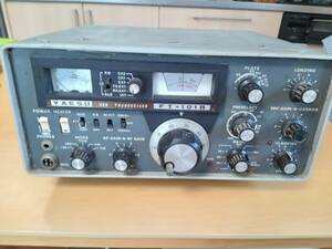 YAESU　FT-101B　HF　トランシーバー（ジャンク）