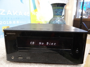 kh00370 ONKYO/オンキョー/ CD RECEIVER CR-U1X 本体のみ　電源OK