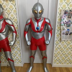 ウルトラマン ビッグサイズフィギュア 高さ約150cm 等身大に迫る大迫力フィギュア