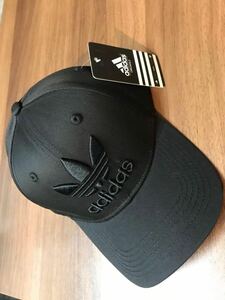 adidas Cap アディダス帽子 ブラック　黒　系　キャップ　男女用　フリーサイズ