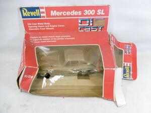 §ミニカー　Revell　1/24　Mercedes Benz 300SL　 レベル　ベンツ