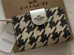 新品　COACH コーチ　二つ折り財布　クリーム　ブラック　千鳥格子