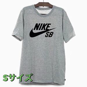 NIKE Tシャツ メンズ レディース DRY-FIT LOGO TEE 821947-069/S サラリとした肌触りの速乾性に優れた綿ポリエステル素材「DRY-FIT」を採用