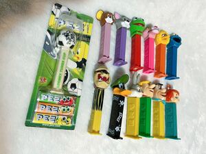  90s 00s ヴィンテージ ★ LOONEY TUNES CUP サッカー 限定 クリスタル PEZ ペッツ ★ トム&ジェリー クッキーモンスター 13体 セット