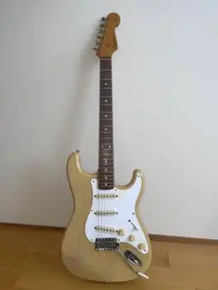 fender japan (extradネック& st54 40thボディ)