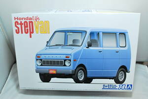 ■　希少！未開封　アオシマ　1/20　ホンダ　ライフ　ステップバン　VA　’74　オプションパーツ付　■