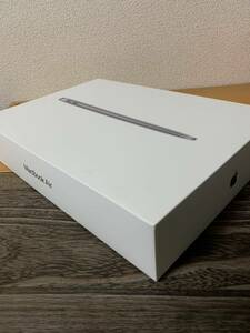 Mac book airの空箱　13インチ用　クローム