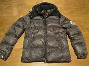 【正規輸入品】程度良好です！BEAMS別注Moncler HIMALAYA TG1 モンクレール ヒマラヤ マットブラウン カーキ MA-1 管72