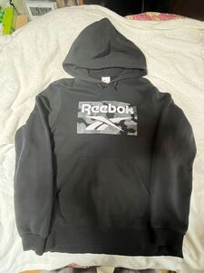  パーカー　リーボック　Reebok サイズJ XO リーボック直売店で購入しました。