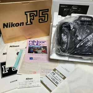 基本動作確認済み Nikon F5 元箱入り 美品 ニコン 一眼レフ フイルムカメラ