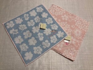 ☆新品☆ローラアシュレイ/ハンドタオル/花２枚水色＆ピンク