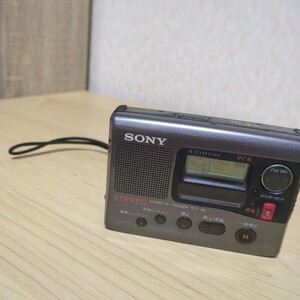 送料無料　SONY カセットプレーヤー ポータブル V・O・R TCS-90 　通電のみ確認ジャンク