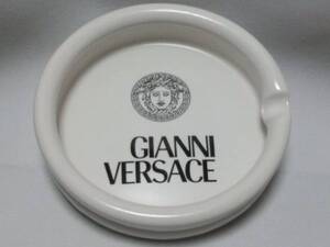 正規新古 限定 非売品 入手困難 ヴェルサーチVERSACE メデューサロゴ 灰皿 白×黒 アッシュトレイ 小物入れ★来客用インテリア★11×3cm