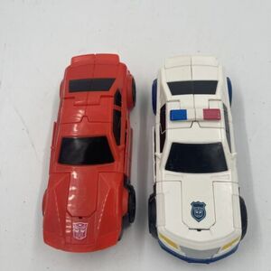 Transformers Generations Autobot 7” Tall PROWL Figure 2016 plus bonus car 海外 即決