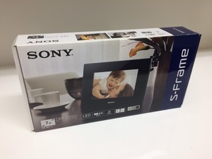 □SONY　デジタルフォトフレーム　DPF-D720　†□