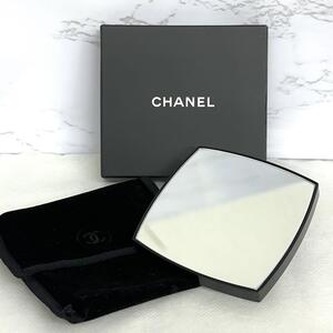 美品 シャネル CHANEL コンパクトミラー 拡大鏡 通常 ケース付き 黒 自00265