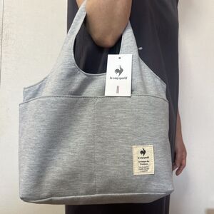 ★ルコック le coq sportif 新品 軽量 収納力 シンプル トートバッグ ハンドバッグ バッグ 鞄 かばん BAG 灰 [36104-010] 一 六★QWER