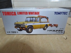 トミカリミテッドヴィンテージ 1/64 LV-188b トヨタ スタウト レッカー車