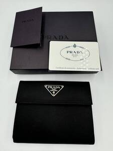 PRADA プラダ 二つ折り財布 ナイロン