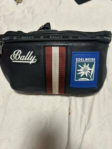 BALLY ボディーバッグ（希少・中古）