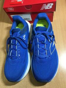 【走行距離少なめ、中古美品】New Balance Fresh Foam X 1080 v13 26.5cm