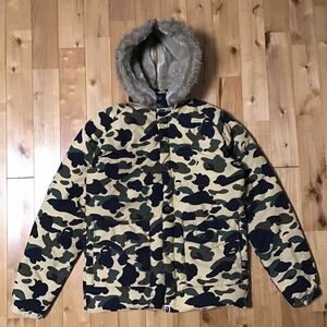 ファー付き ダウンジャケット Mサイズ FUR Hoodie Down Jacket a bathing ape BAPE エイプ ベイプ アベイシングエイプ 1st camo yellow w7