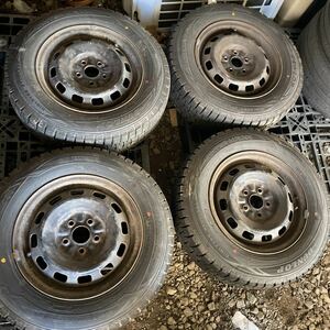 バリ山 アリオン　等　185/70r14 ダンロップ ウィンターマックス01 スタッドレス 4本