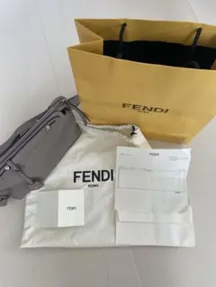 【美品】FENDIバイザウェイミディアム