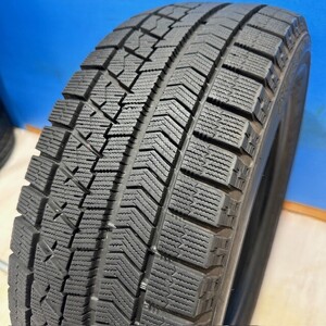 【2020年製造】　215/55R17　ブリヂストン　BLIZZAK　VRX　スタッドレスタイヤ　215/55/17　1本　【来店交換も大歓迎】