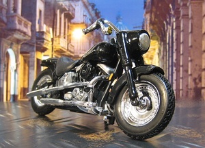 Maisto マイスト 1/24 Harley ハーレー FLSTF Street Stalker ストリートストーカー 黒 ブリスター付 ナンバーサイドマウント オートバイ